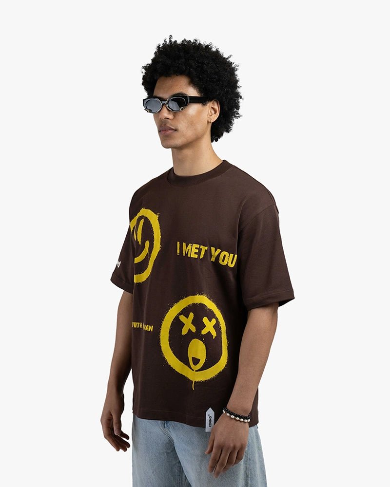 I Met You Tee : Brown - Kenmo®